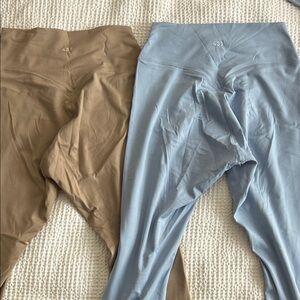 437 Leggings & sport bra  - baby Blue and tan